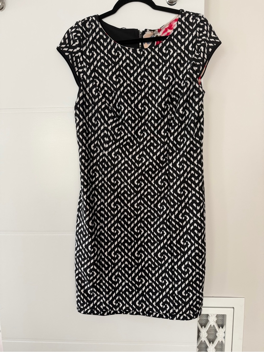 Black & White reversible Geometric Sheath Dress